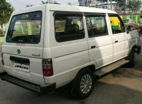 2003 Toyota Qualis FS B3 MT for sale in Indore