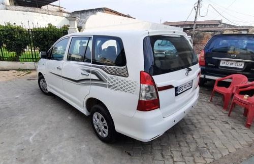 2014 Toyota Innova 2004-2011 MT for sale in Lucknow