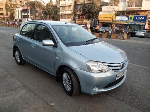 Toyota Etios Liva 1.4 GD 2011 MT for sale in Mumbai