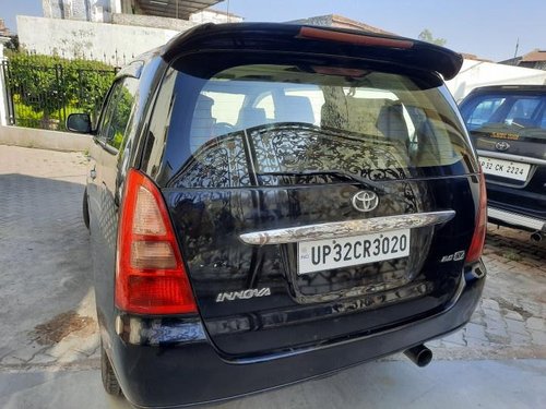 Used 2009 Toyota Innova 2004-2011 MT for sale in Lucknow