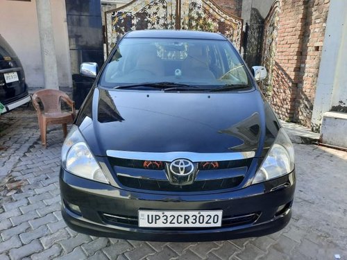 Used 2009 Toyota Innova 2004-2011 MT for sale in Lucknow