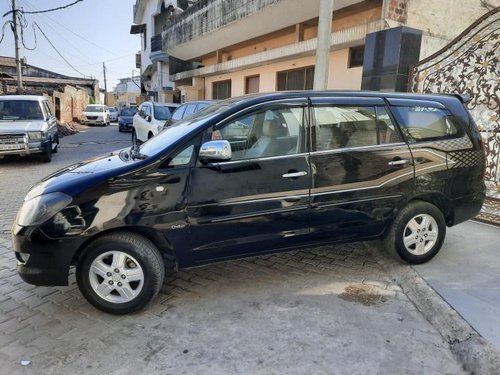 Used 2009 Toyota Innova 2004-2011 MT for sale in Lucknow