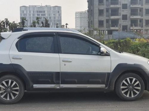 Used 2015 Toyota Etios Cross 1.4L VD MT for sale in Kolkata
