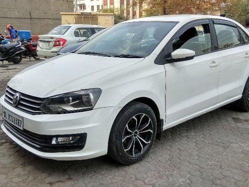 2013 Volkswagen Vento Comfortline Petrol AT for sale in New Delhi