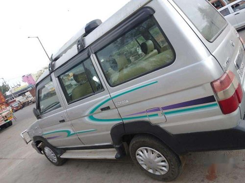 Used Toyota Qualis GS C4 2003 MT in Hyderabad