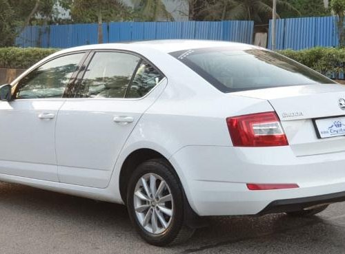 Used 2013 Skoda Octavia Elegance 2.0 TDI AT in Mumbai