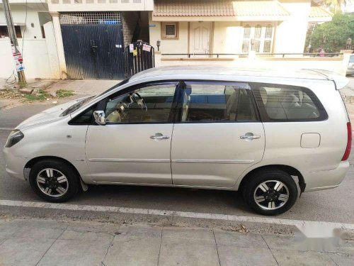 Toyota Innova 2.5 V 7 STR, 2005, Diesel MT for sale in Nagar 