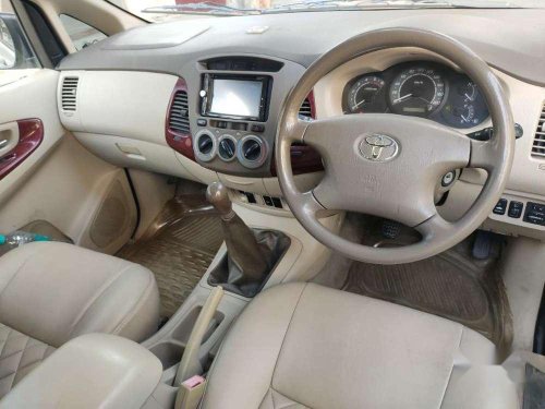 Toyota Innova 2.5 V 7 STR, 2005, Diesel MT for sale in Nagar 