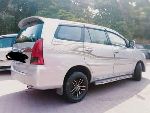 2013 Toyota Innova G Diesel MT for sale in New Delhi