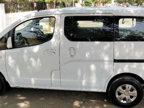 Nissan Evalia XE, 2013, Diesel MT for sale in Ahmedabad 