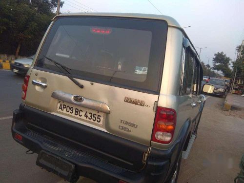 Mahindra Scorpio DX 2.6 Turbo 7 Str 2006 MT in Hyderabad 