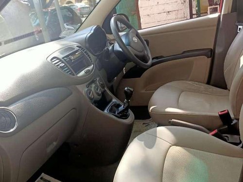 Hyundai i10 Magna 2010 MT for sale in Chennai 