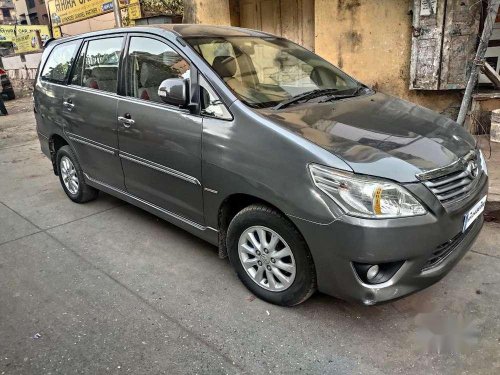 Toyota Innova 2.5 VX 8 STR 2013 MT for sale in Mumbai 