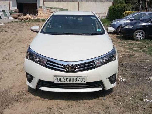 2015 Toyota Corolla Altis VL Petrol AT  for sale in New Delhi