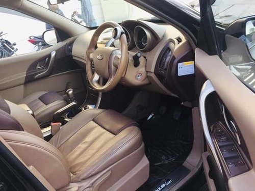 2015 Mahindra XUV 500 W8 Diesel MT for sale in New Delhi