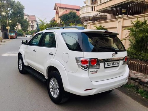 2014 Toyota Fortuner 4x2 AT DIesel for sale in New Delhi