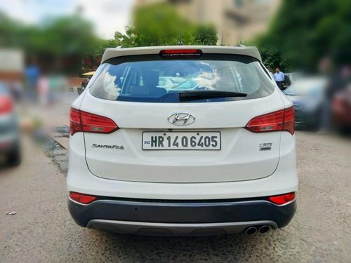 Used 2014 Hyundai Santa Fe 4x4 AT in New Delhi