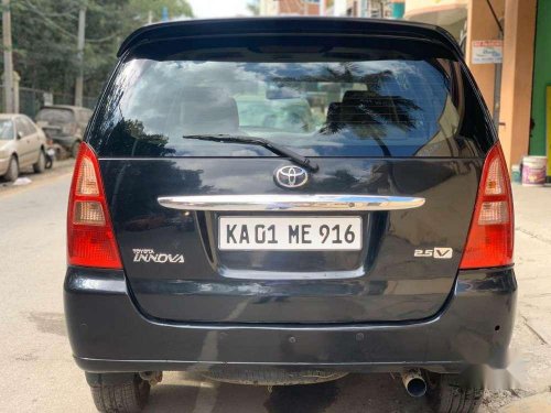 Toyota Innova 2.5 V 7 STR, 2008, Diesel MT in Nagar