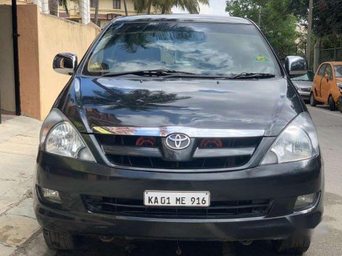 Toyota Innova 2.5 V 7 STR, 2008, Diesel MT in Nagar