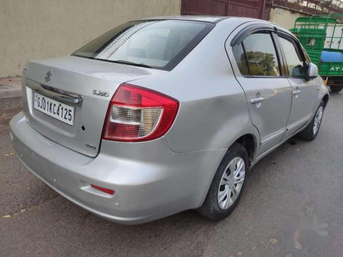 Maruti Suzuki SX4 VXi CNG, 2010, MT for sale in Ahmedabad 