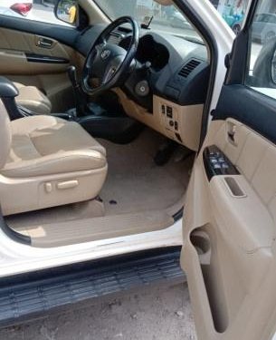 Toyota Fortuner 4x2 Manual 2015 MT for sale in New Delhi