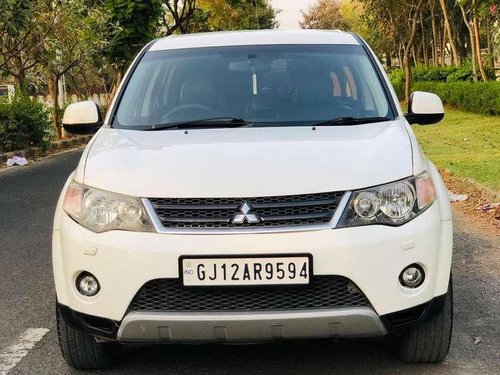 Used 2009 Mitsubishi Outlander 2.4 AT for sale in Ahmedabad 