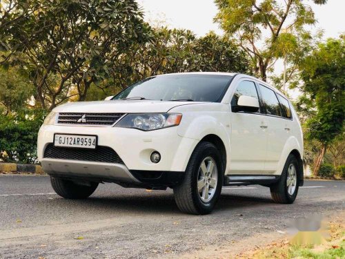 Used 2009 Mitsubishi Outlander 2.4 AT for sale in Ahmedabad 