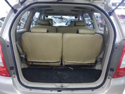 Toyota Innova 2.5 VX Diesel 8 Seater