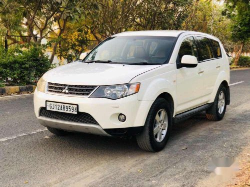 Used 2009 Mitsubishi Outlander 2.4 AT for sale in Ahmedabad 