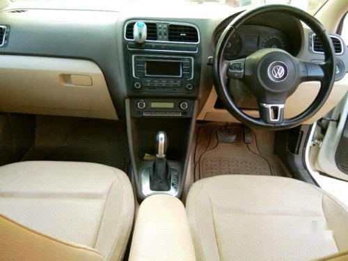 Volkswagen Vento Highline Petrol Automatic, 2014, Petrol AT in Chennai