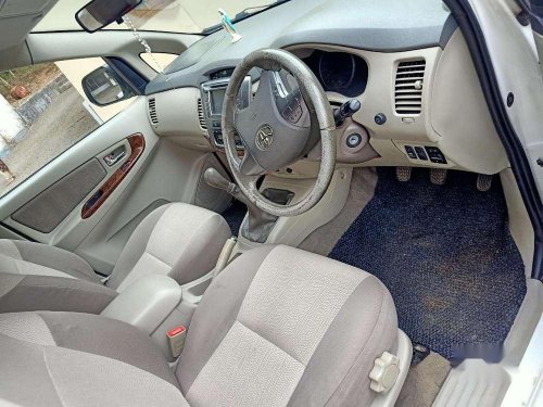 Toyota Innova 2.5 V 7 STR, 2014, Diesel MT for sale in Kottayam 