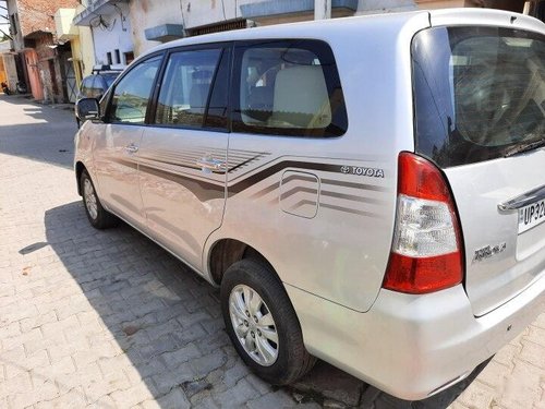 2011 Toyota Innova 2004-2011 MT for sale in Lucknow