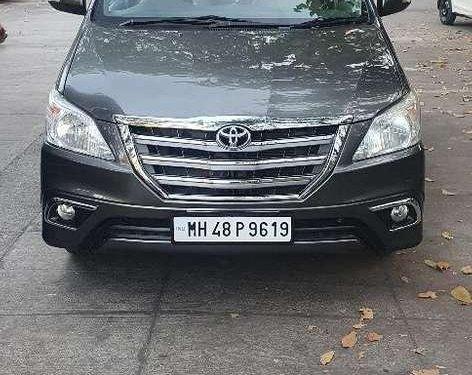 Toyota Innova 2.5 V 8 STR, 2013, Diesel MT in Mumbai