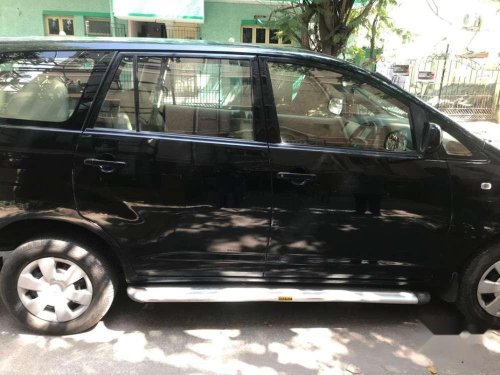 Toyota Innova 2.5 G 8 STR BS-III, 2007, Diesel MT in Chennai