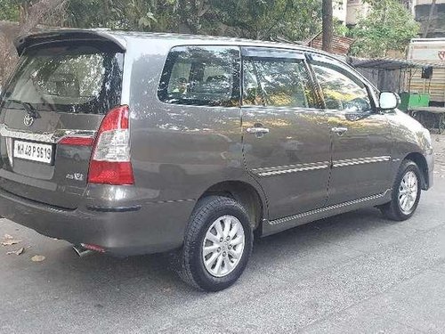 Toyota Innova 2.5 V 8 STR, 2013, Diesel MT in Mumbai