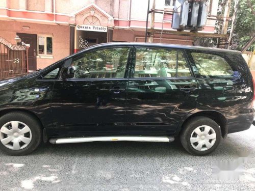 Toyota Innova 2.5 G 8 STR BS-III, 2007, Diesel MT in Chennai