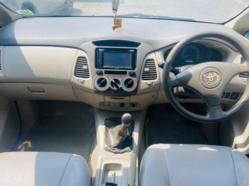 2010 Toyota Innova 2004-2011 MT for sale in New Delhi