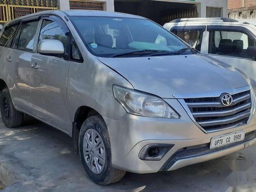 Used 2012 Toyota Innova MT for sale in Kanpur