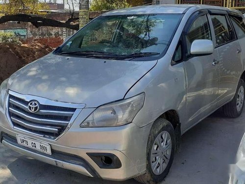 Used 2012 Toyota Innova MT for sale in Kanpur