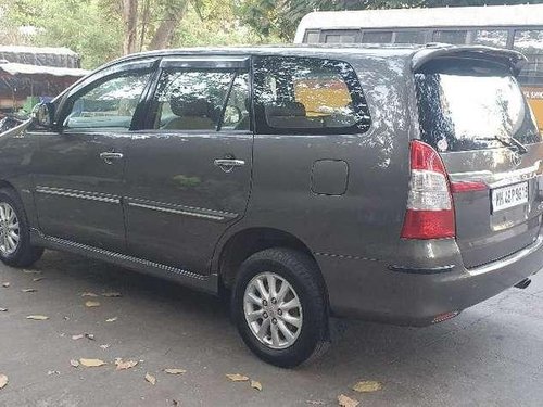 Toyota Innova 2.5 V 8 STR, 2013, Diesel MT in Mumbai