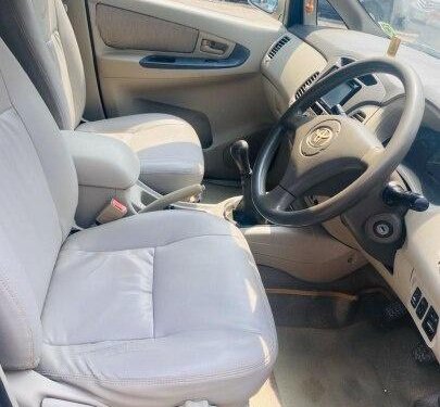 2010 Toyota Innova 2004-2011 MT for sale in New Delhi