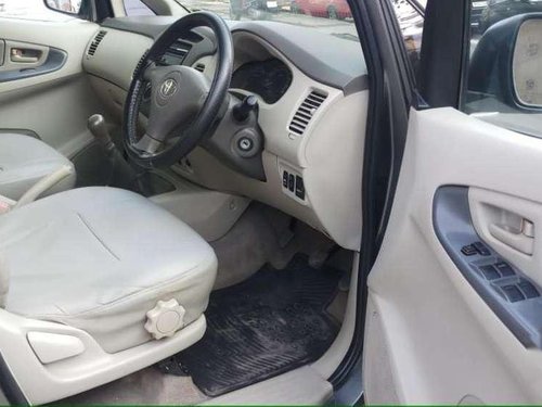 Toyota Innova 2.5 G 8 STR BS-IV, 2011, Diesel MT for sale in Mumbai 