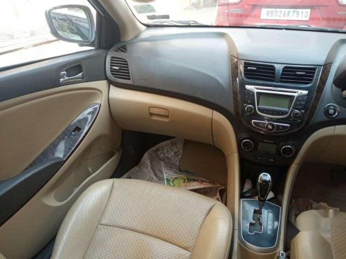 Used 2013 Hyundai Verna 1.6 CRDi SX AT for sale in Kolkata 