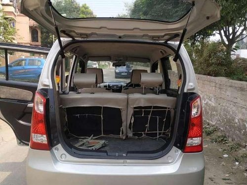 Maruti Suzuki Wagon R VXI 2013 MT for sale in Kolkata 