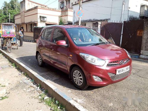 Used Hyundai i10 Sportz 2014 MT for sale in Kolkata 