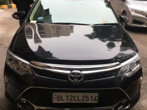 Used 2017 Toyota Camry AT for sale in New Delhi