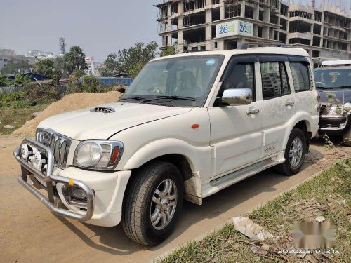 Used Mahindra Scorpio VLX 2014 MT for sale in Kolkata