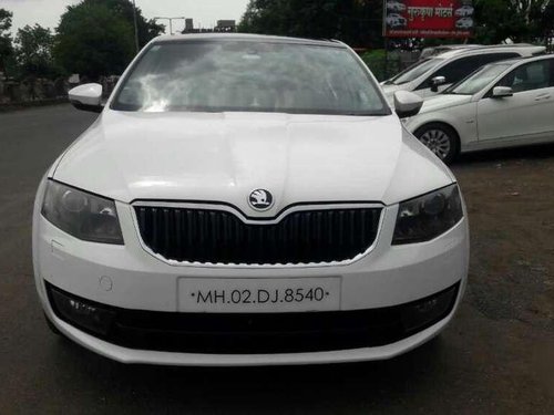 Skoda Octavia Elegance 2.0 TDI CR Automatic, 2014, Diesel AT in Nashik