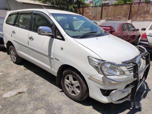 Toyota Innova 2.5 V 7 STR, 2006, Diesel MT in Chennai