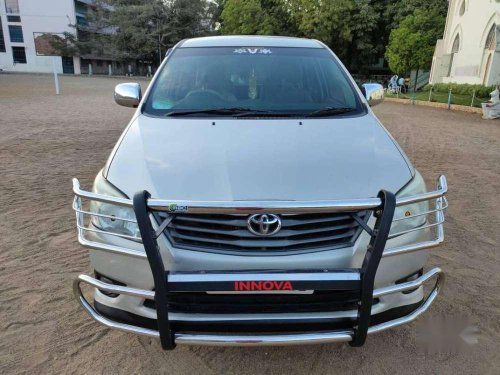 Toyota Innova 2.5 GX 7 STR BS-IV, 2013, Diesel MT in Chennai